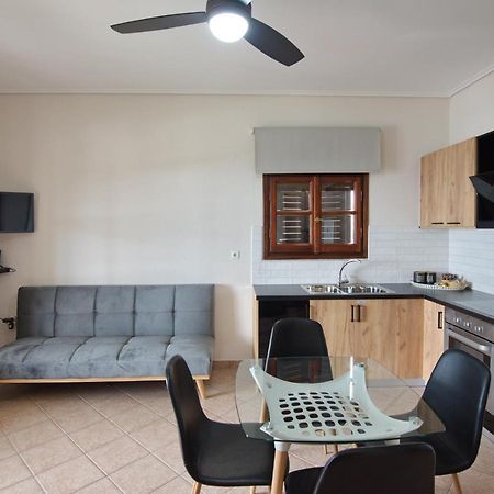 Elpida Apartments Votsi  Buitenkant foto