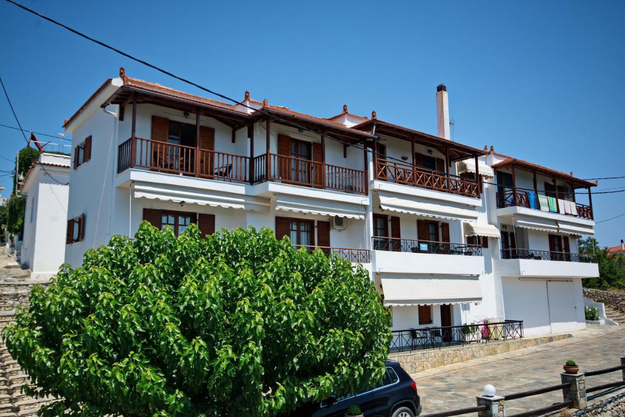 Elpida Apartments Votsi  Buitenkant foto